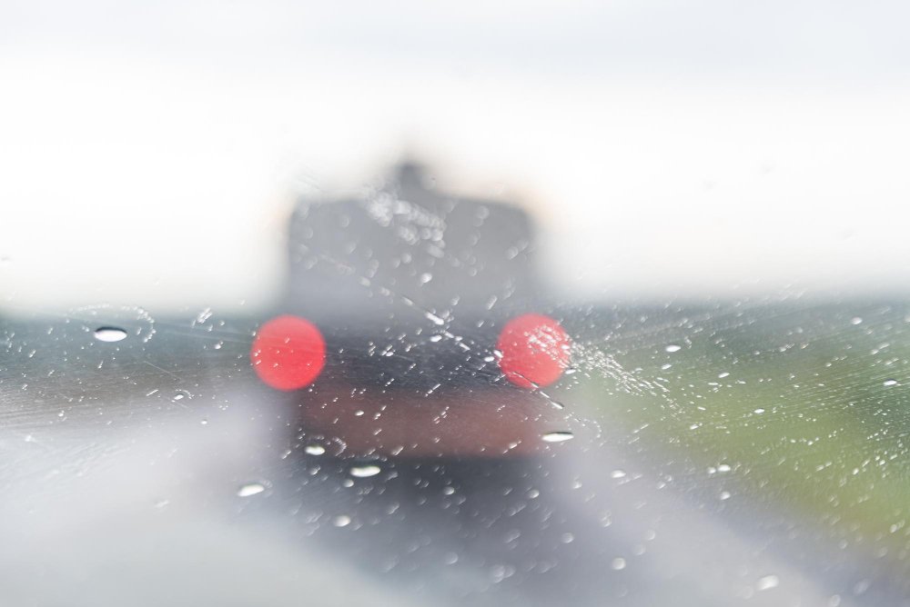 Como evitar aquaplanagem em dias de chuva? 3 evitar aquaplanagem em dias de chuva 3
